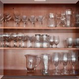 G07. Glass barware. 